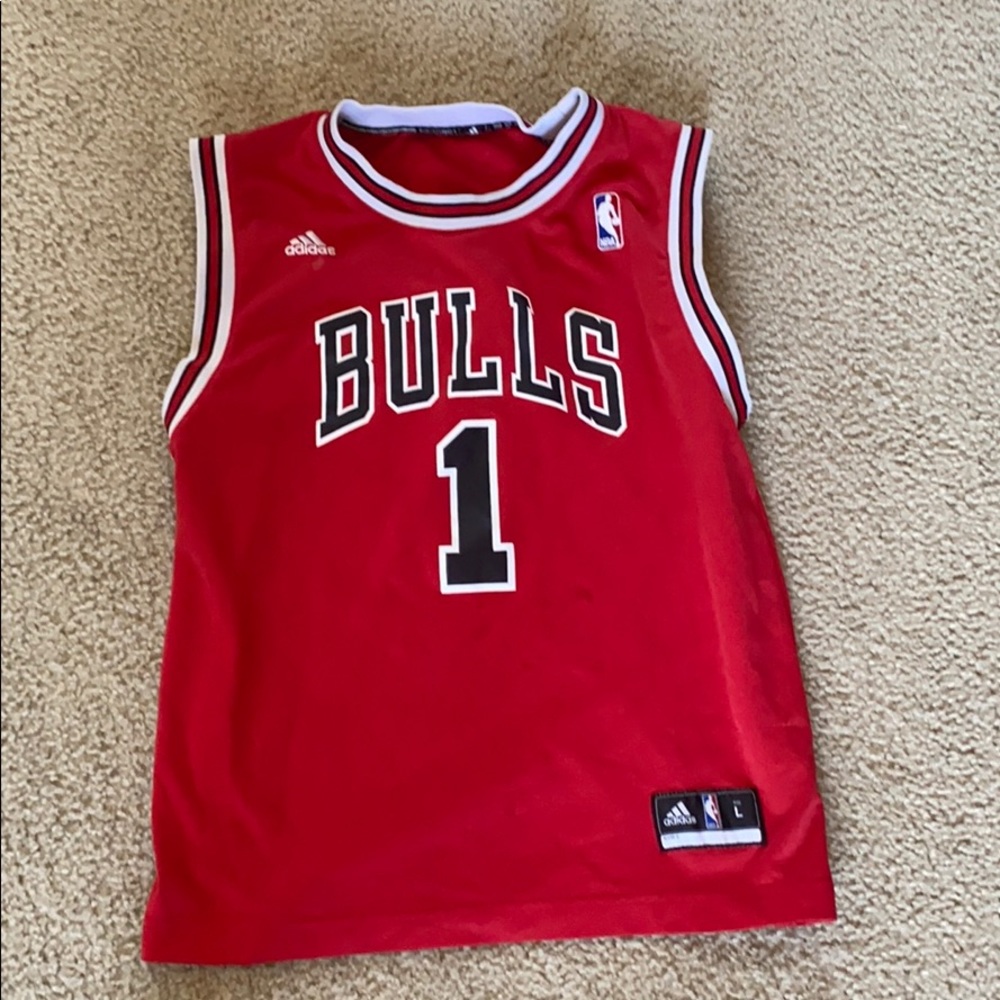 Derrick rose jersey